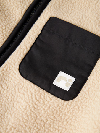 F_13245496_M_4801643_Detail.jpg